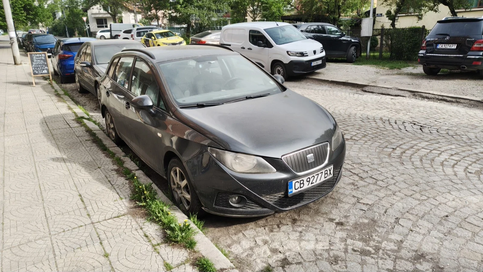 Seat Ibiza, снимка 2 - Автомобили и джипове - 55038933
