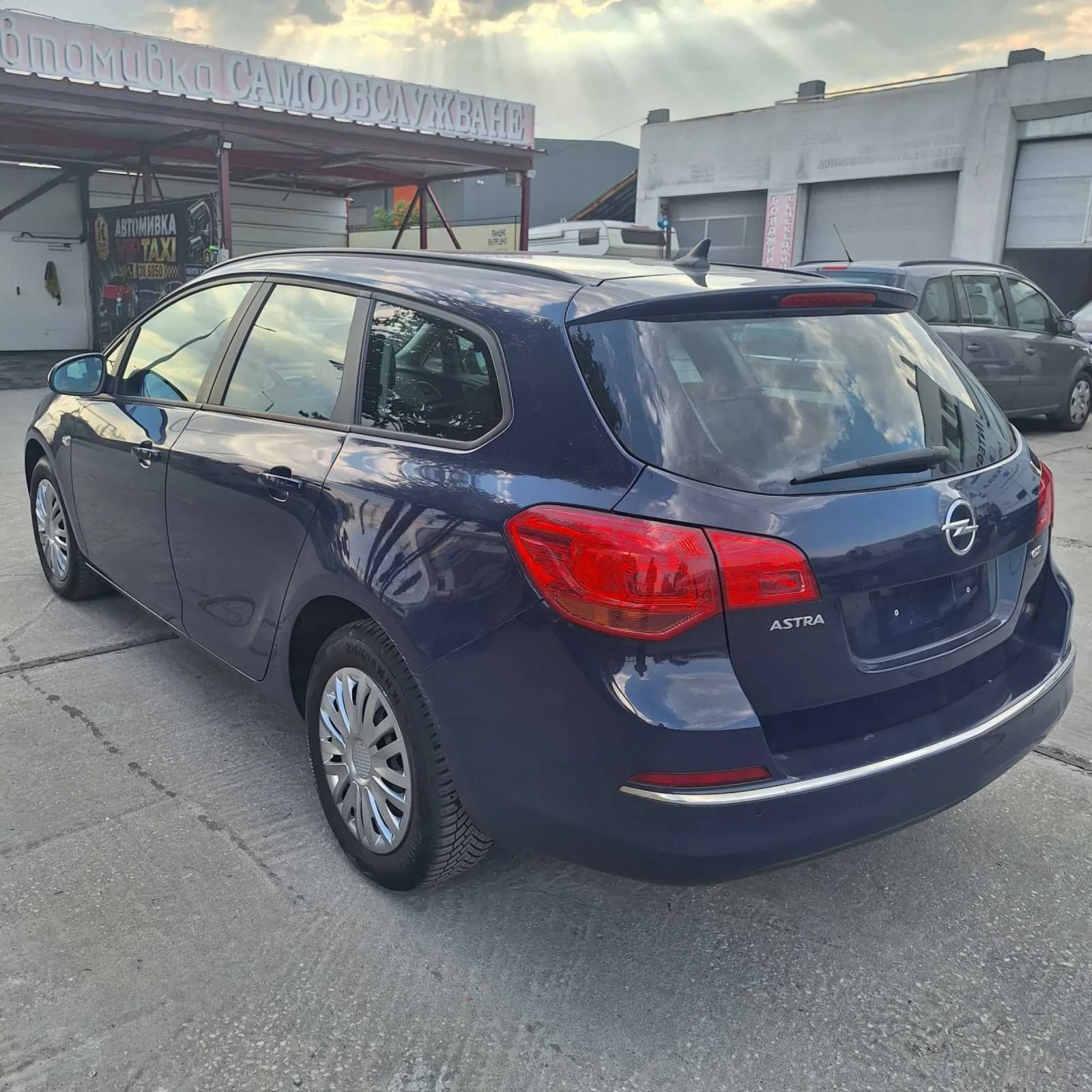 Opel Astra 1.7TDCI 110к.с., снимка 6 - Автомобили и джипове - 55565988