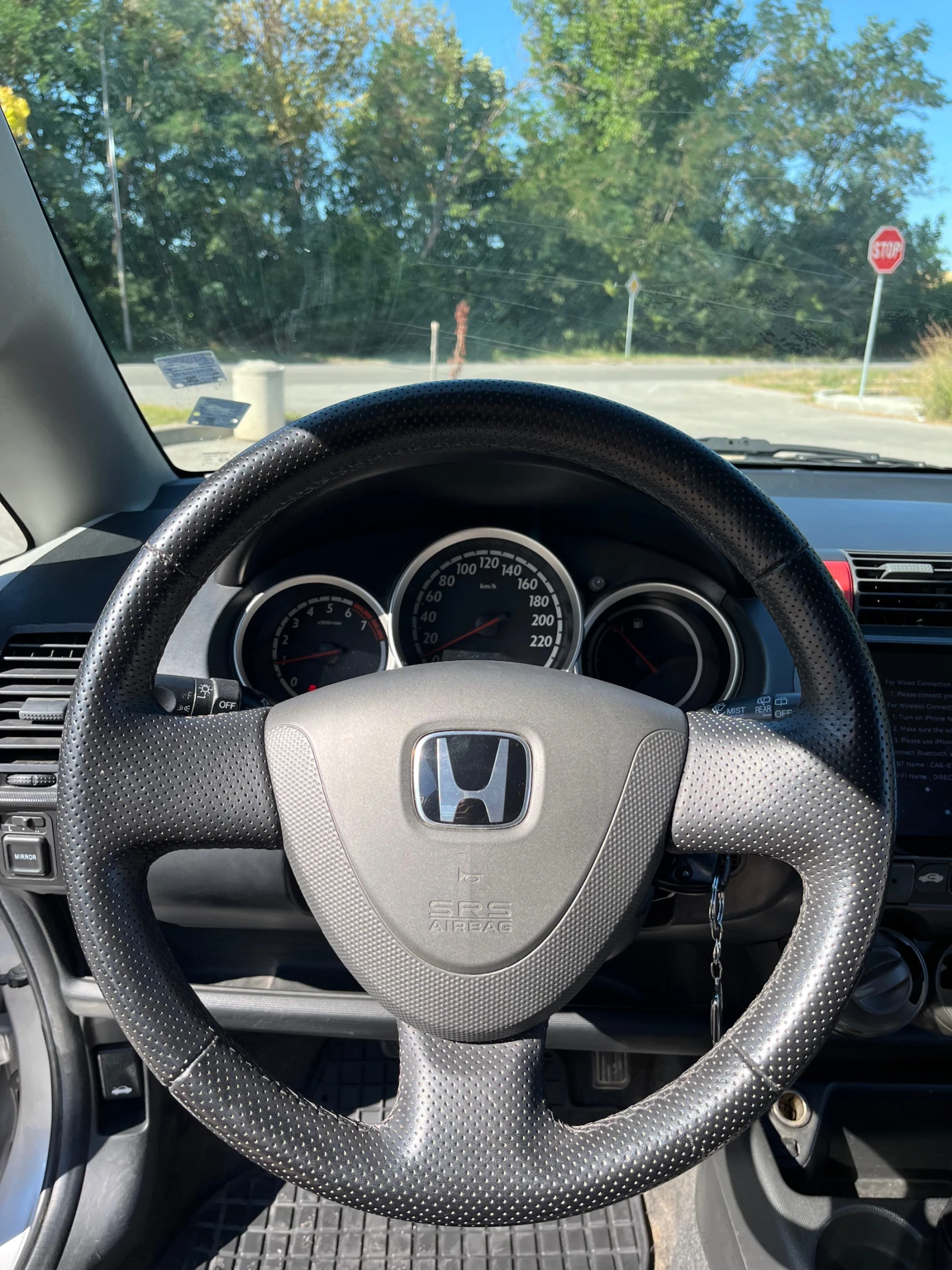 Honda Jazz 1.2i, снимка 11 - Автомобили и джипове - 55654630