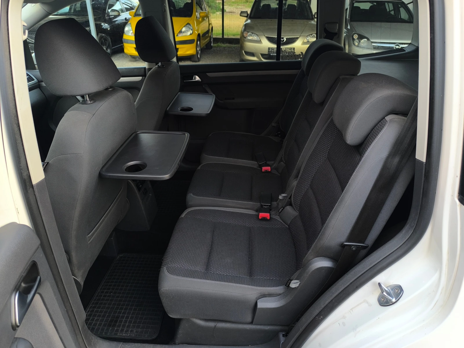 VW Touran FACE LIFT-1.6TDI-105��-6 ��������-��������-EURO-5 | Mobile.bg � ����������� 12