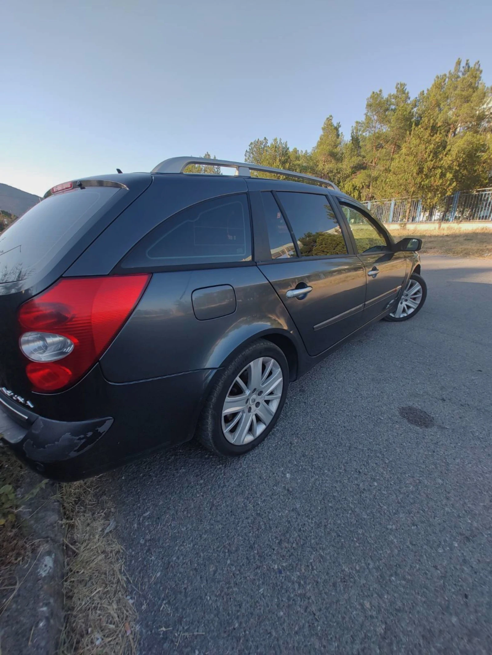 Renault Laguna, снимка 2 - Автомобили и джипове - 55698089