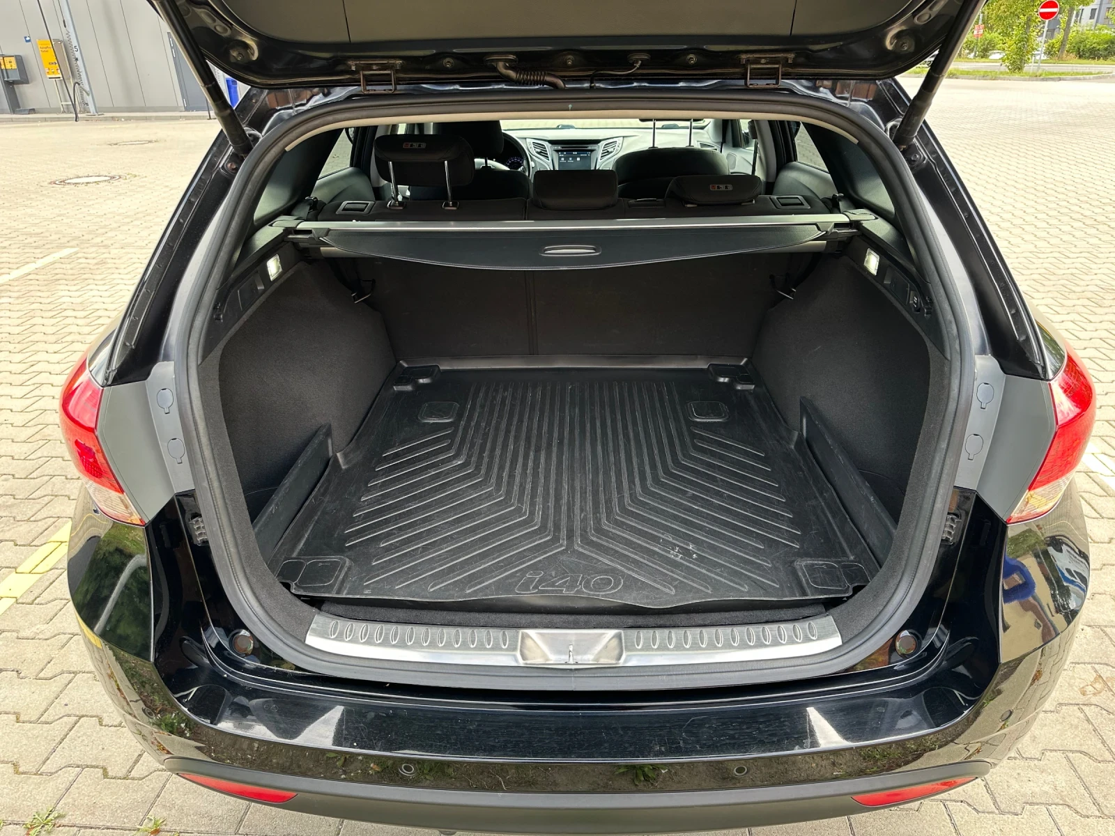 Hyundai I40, снимка 15 - Автомобили и джипове - 55824912