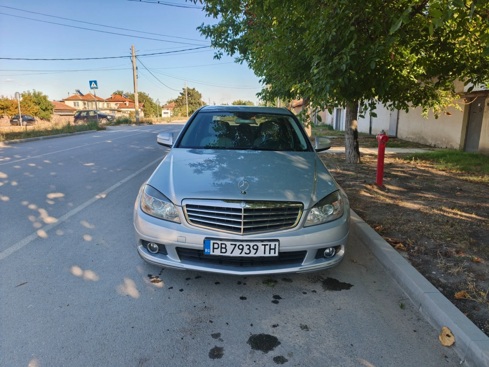 Mercedes-Benz C 220, снимка 2 - Автомобили и джипове - 55980589
