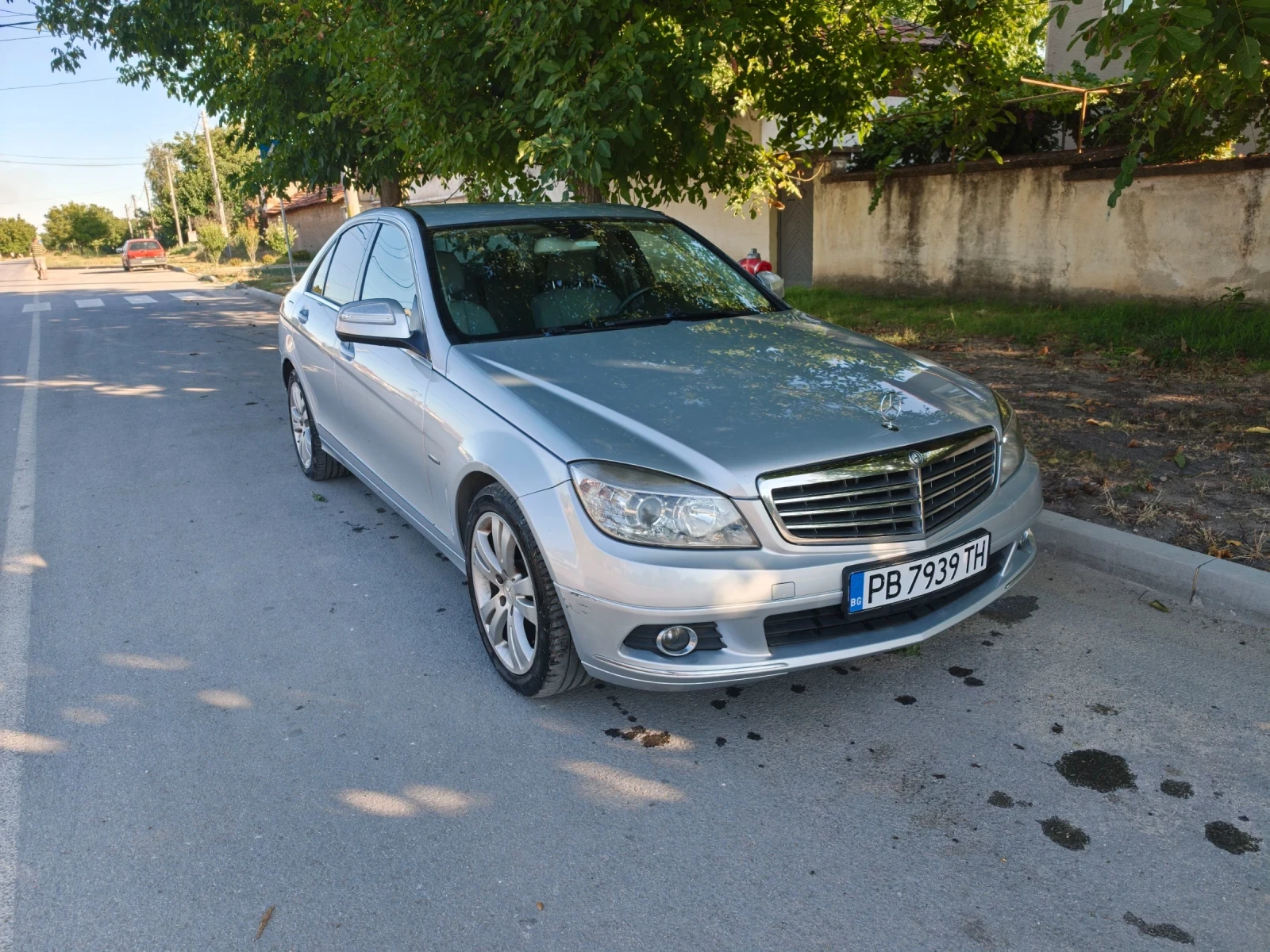 Mercedes-Benz C 220