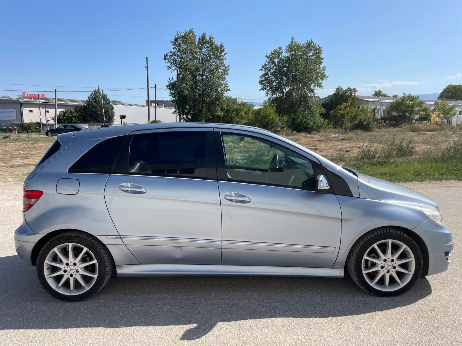Mercedes-Benz B 200, снимка 7 - Автомобили и джипове - 56523034