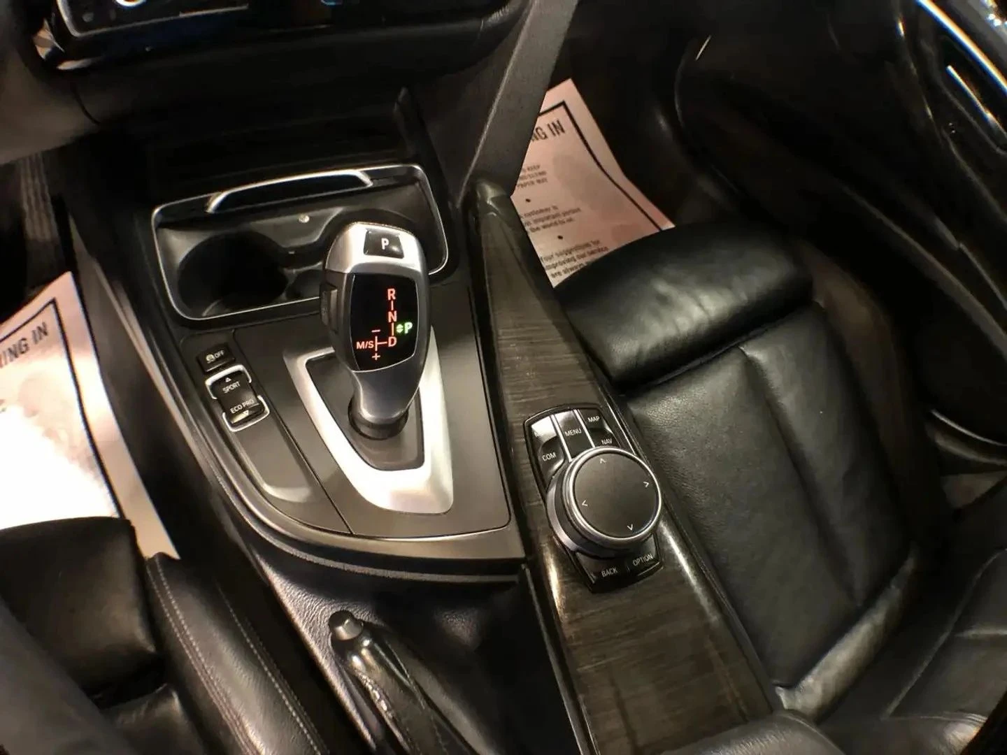 BMW 330, снимка 17 - Автомобили и джипове - 56713336
