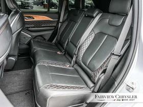 Jeep Grand cherokee 5.7 SUMMIT RESERVE, снимка 11