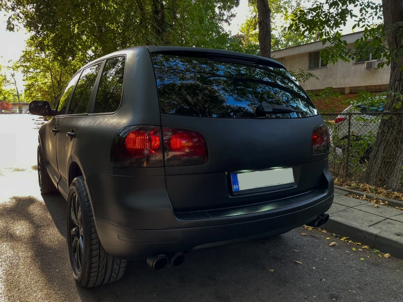 VW Touareg 4.2i, снимка 7 - Автомобили и джипове - 48015582