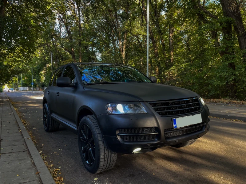 VW Touareg 4.2i, снимка 1 - Автомобили и джипове - 48015582