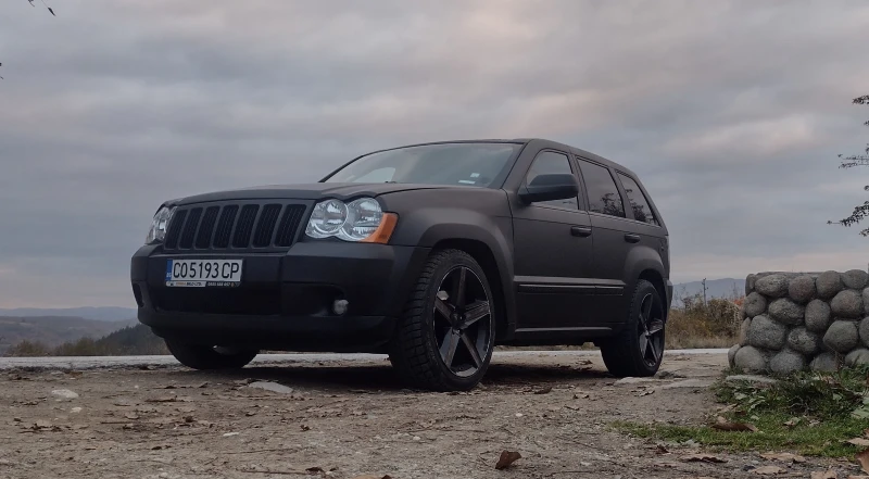 Jeep Grand cherokee 6.1 SRT8, снимка 3 - Автомобили и джипове - 51325822