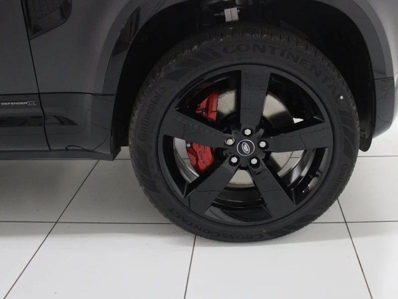 Land Rover Defender X V8 P425, снимка 10 - Автомобили и джипове - 52469293