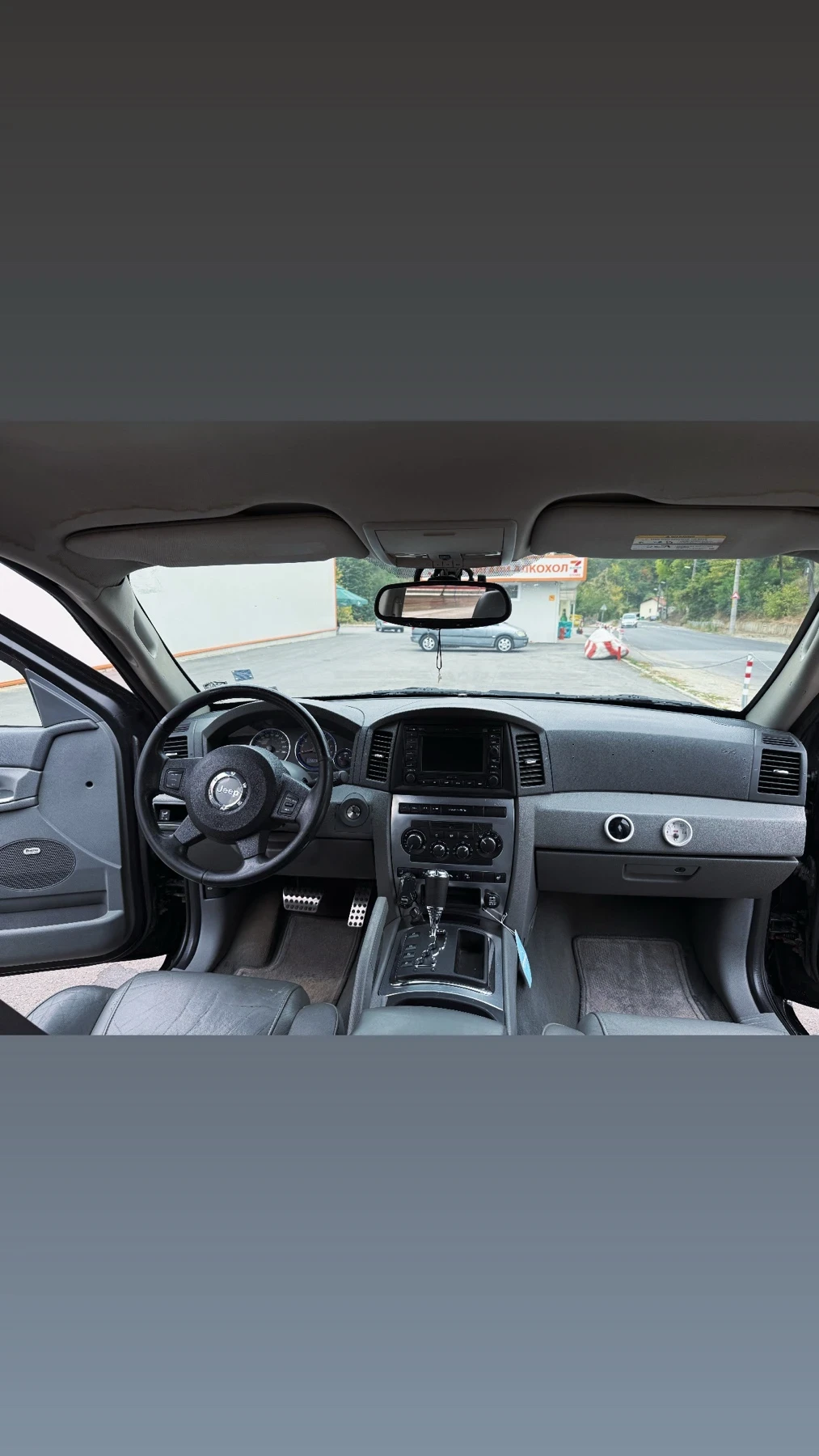 Jeep Grand cherokee 6.1 SRT - изображение 6