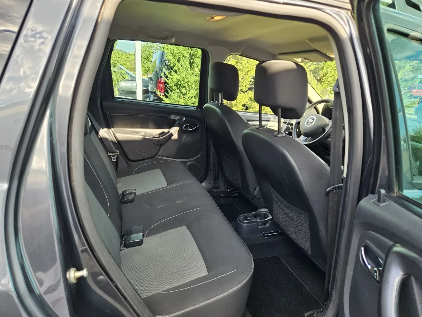 Dacia Duster 1.6i-114= 44= FACELIFT= NAVI=  | Mobile.bg   14