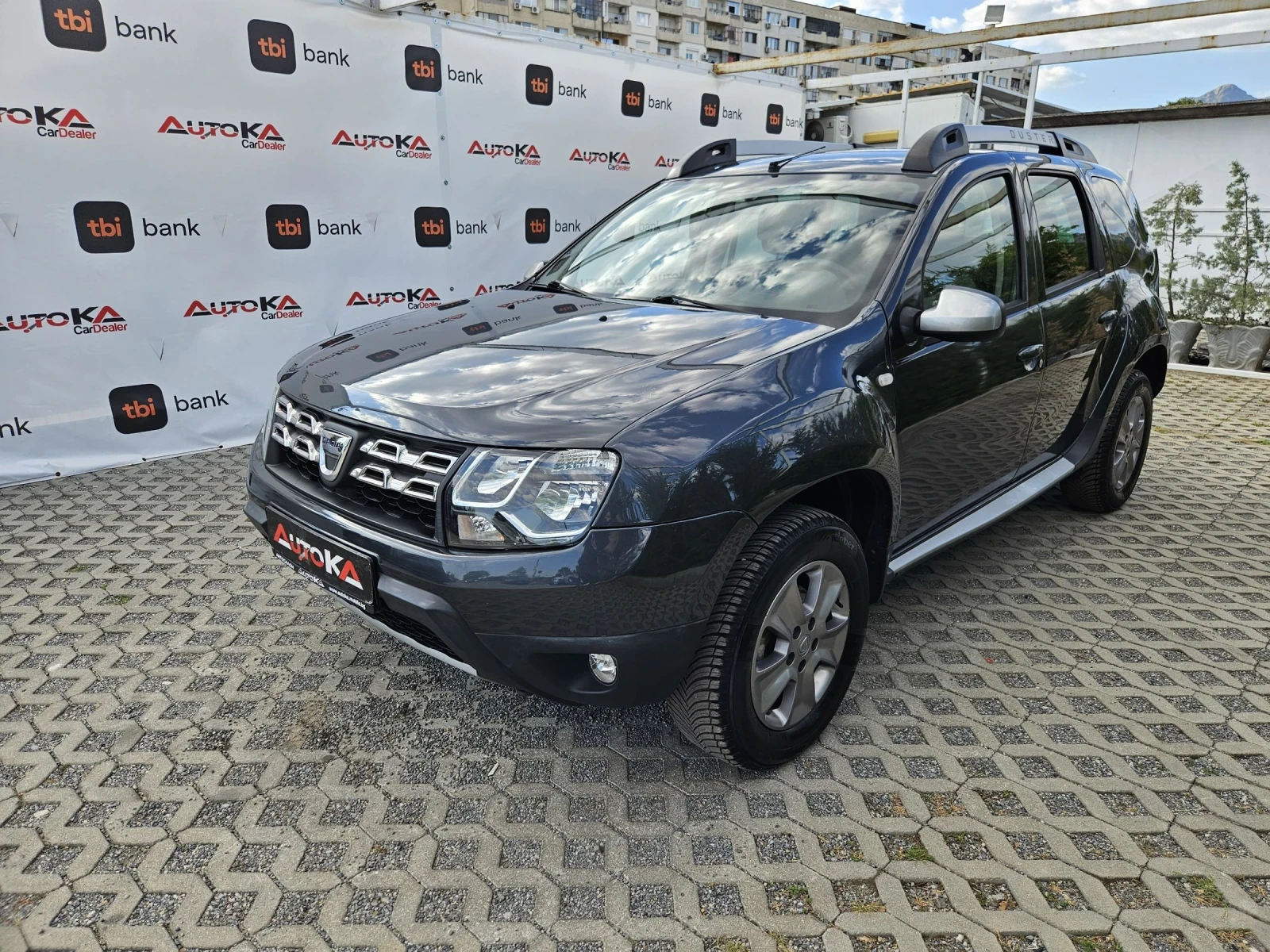 Dacia Duster 1.6i-114кс= 4х4= FACELIFT= NAVI= ПАРКТРОНИК - изображение 6