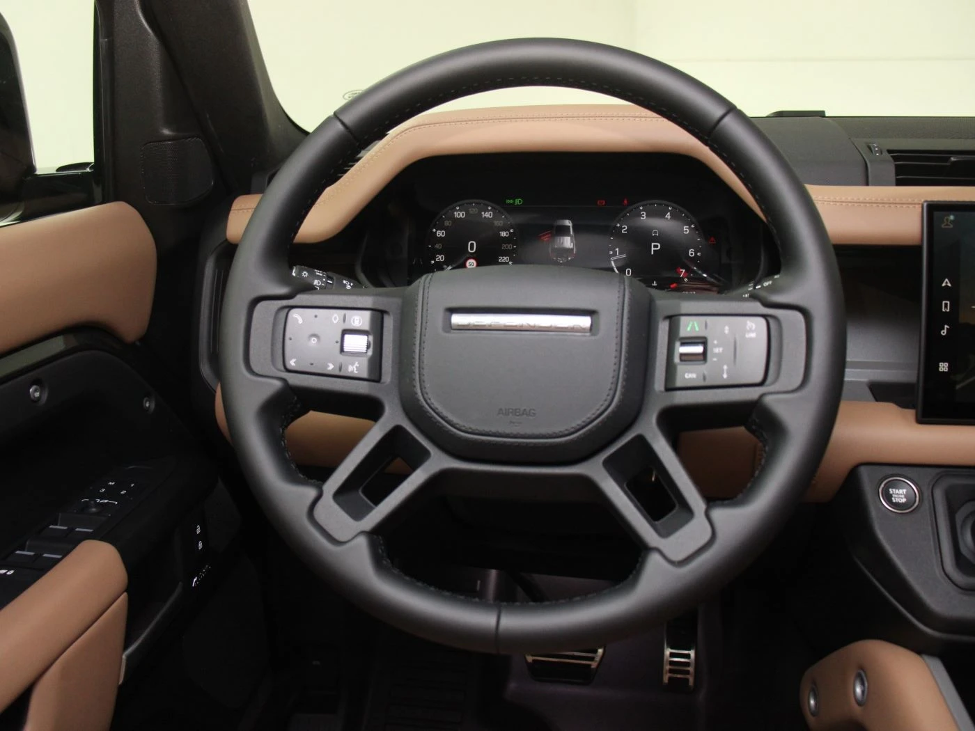 Land Rover Defender X V8 P425 - изображение 6