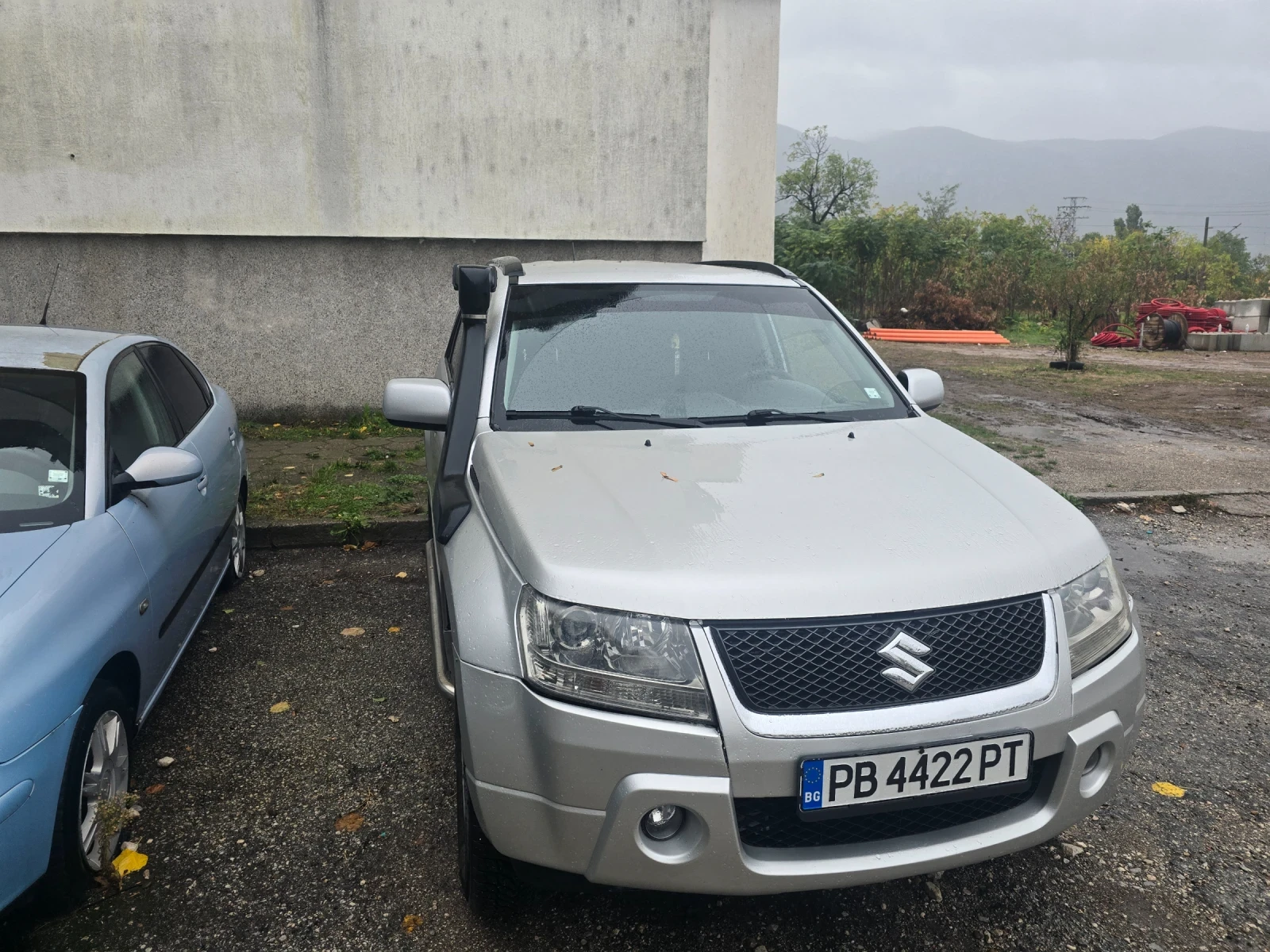 Suzuki Grand vitara 2.0i, снимка 2 - Автомобили и джипове - 54031131
