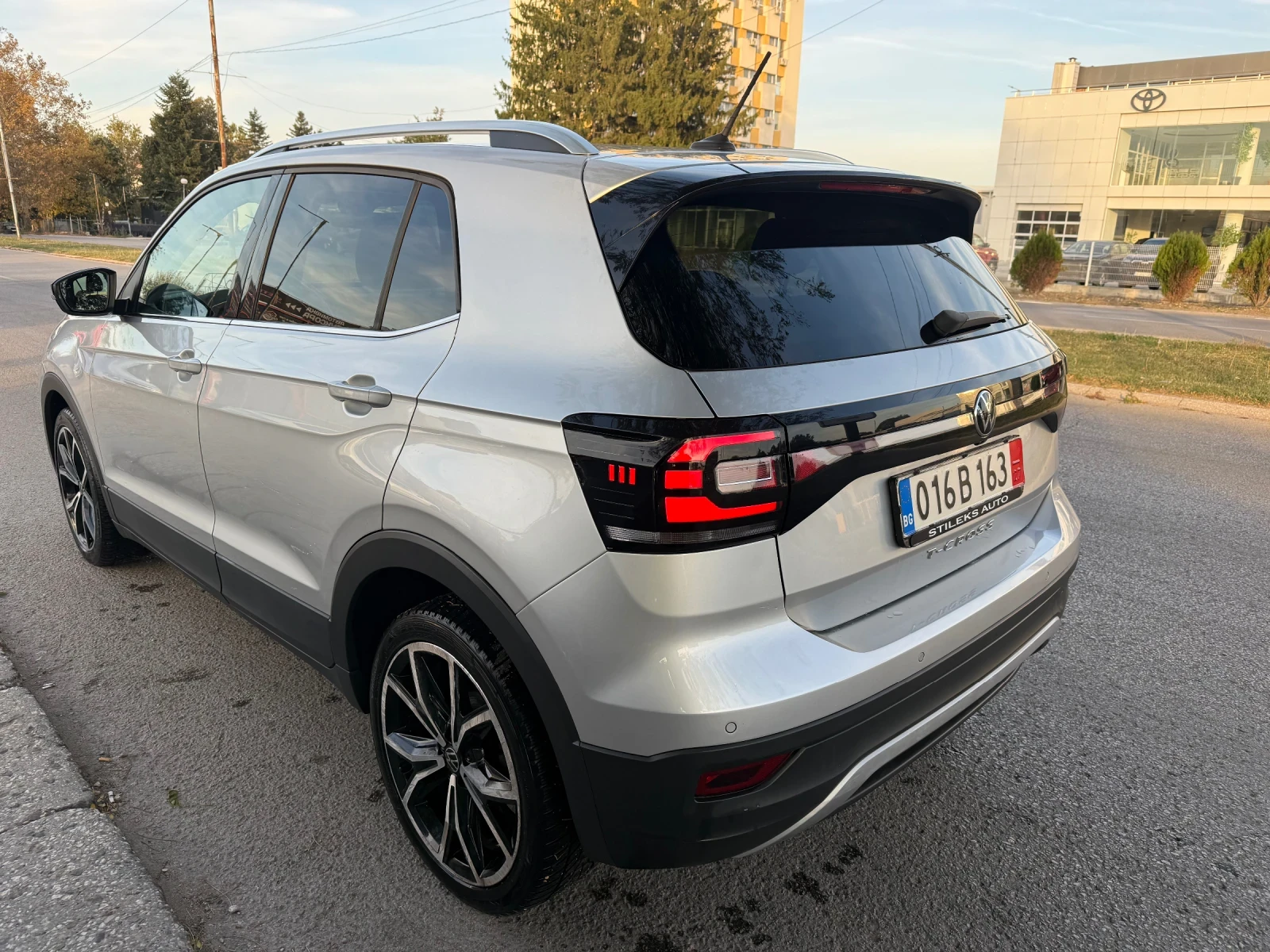VW T-Cross Бензин -Автоматик, снимка 6 - Автомобили и джипове - 54512601