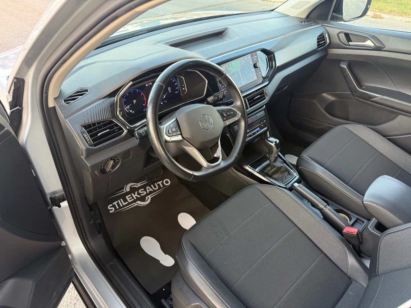 VW T-Cross Бензин -Автоматик, снимка 7 - Автомобили и джипове - 54512601