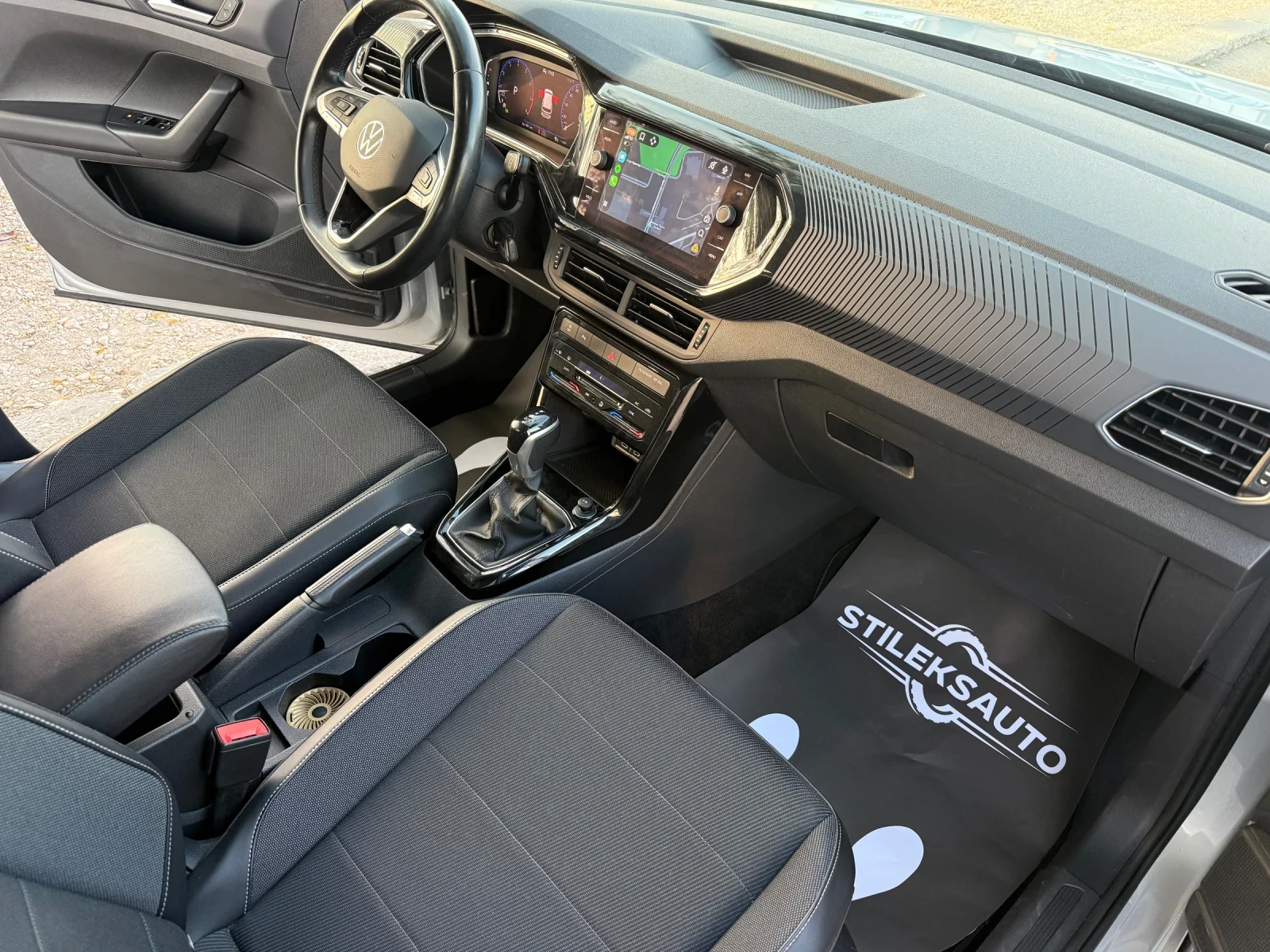 VW T-Cross Бензин -Автоматик, снимка 11 - Автомобили и джипове - 54512601