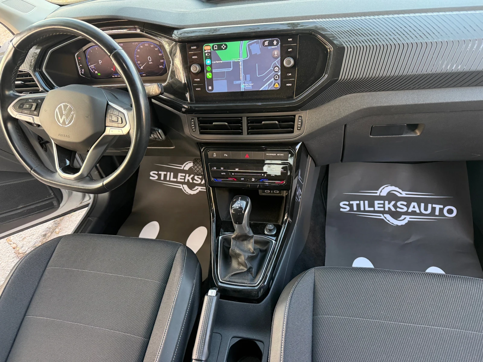 VW T-Cross Бензин -Автоматик, снимка 8 - Автомобили и джипове - 54512601