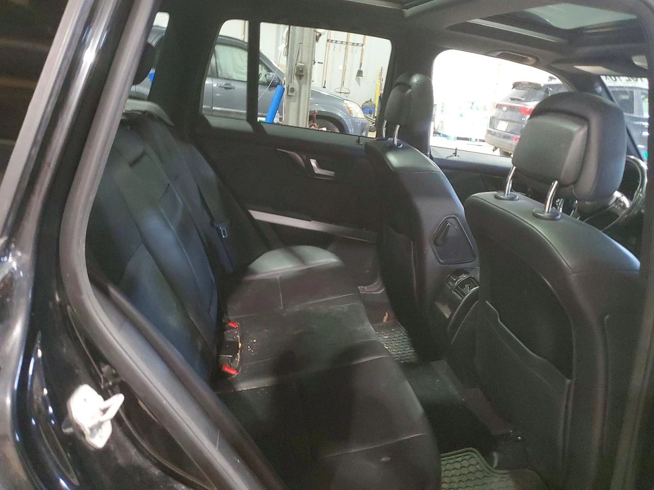 Mercedes-Benz GLK 2.1l 250 Bluetec, снимка 11 - Автомобили и джипове - 55095210