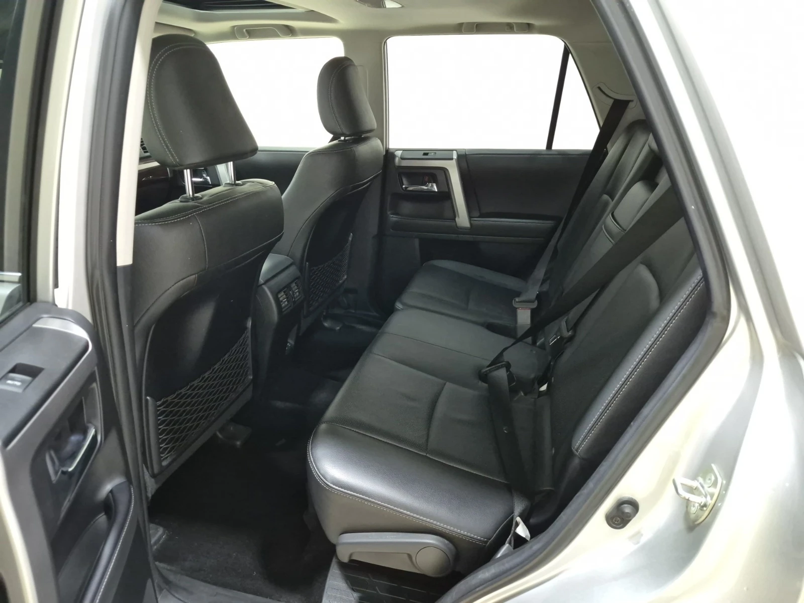 Toyota 4runner 4WD * 360 CAMERA * ОБДХВАНЕ * CARFAX * 7 МЕСТА * , снимка 12 - Автомобили и джипове - 55305582