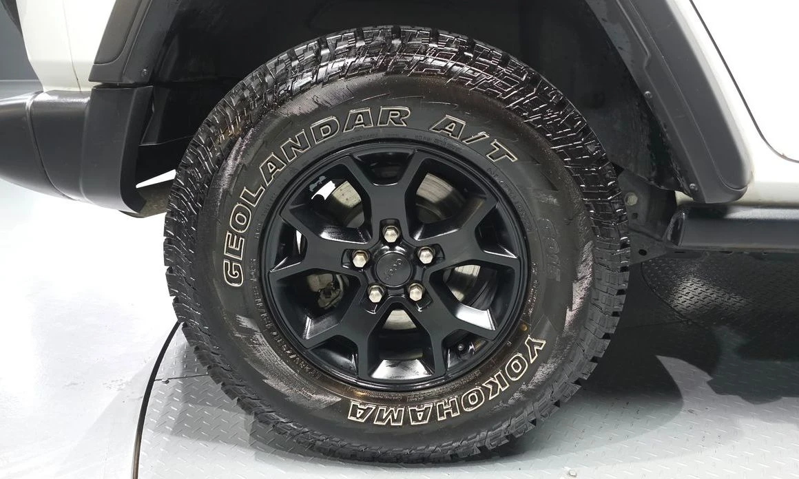 Jeep Wrangler Wyllis Edition Sport, снимка 4 - Автомобили и джипове - 55315620
