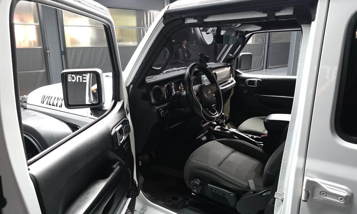 Jeep Wrangler Wyllis Edition Sport, снимка 9 - Автомобили и джипове - 55315620