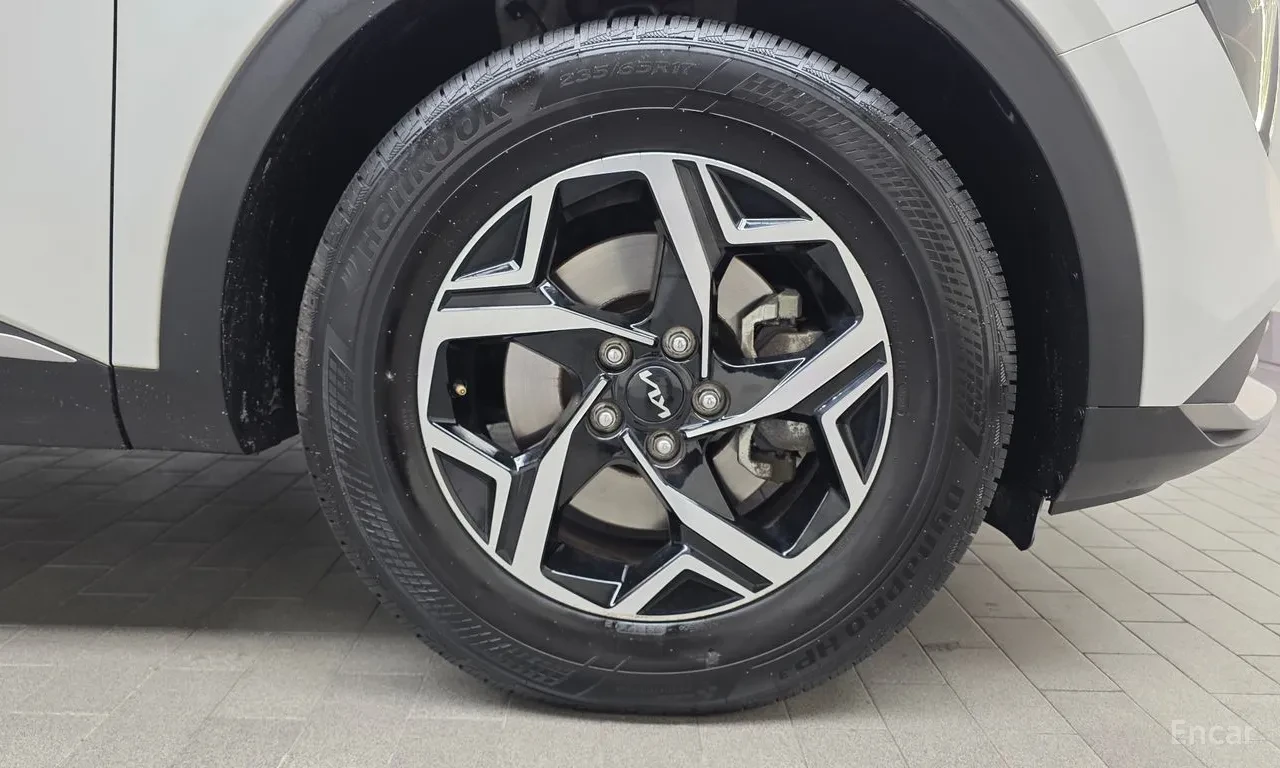 Kia Sportage Full extras* Цена до България, снимка 16 - Автомобили и джипове - 55641709