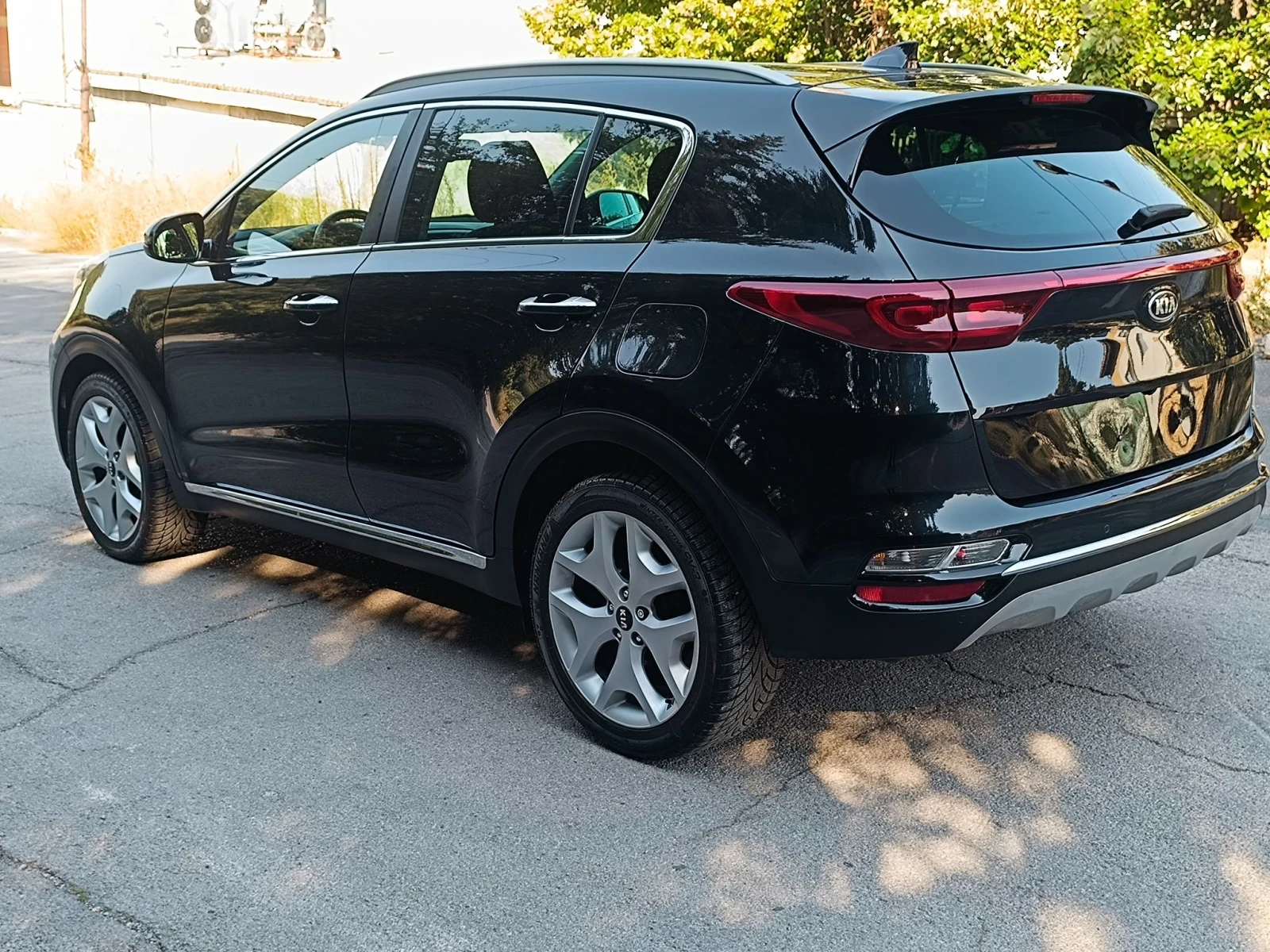 Kia Sportage 1.6 CRDI Automatic Keyless , снимка 6 - Автомобили и джипове - 56020357