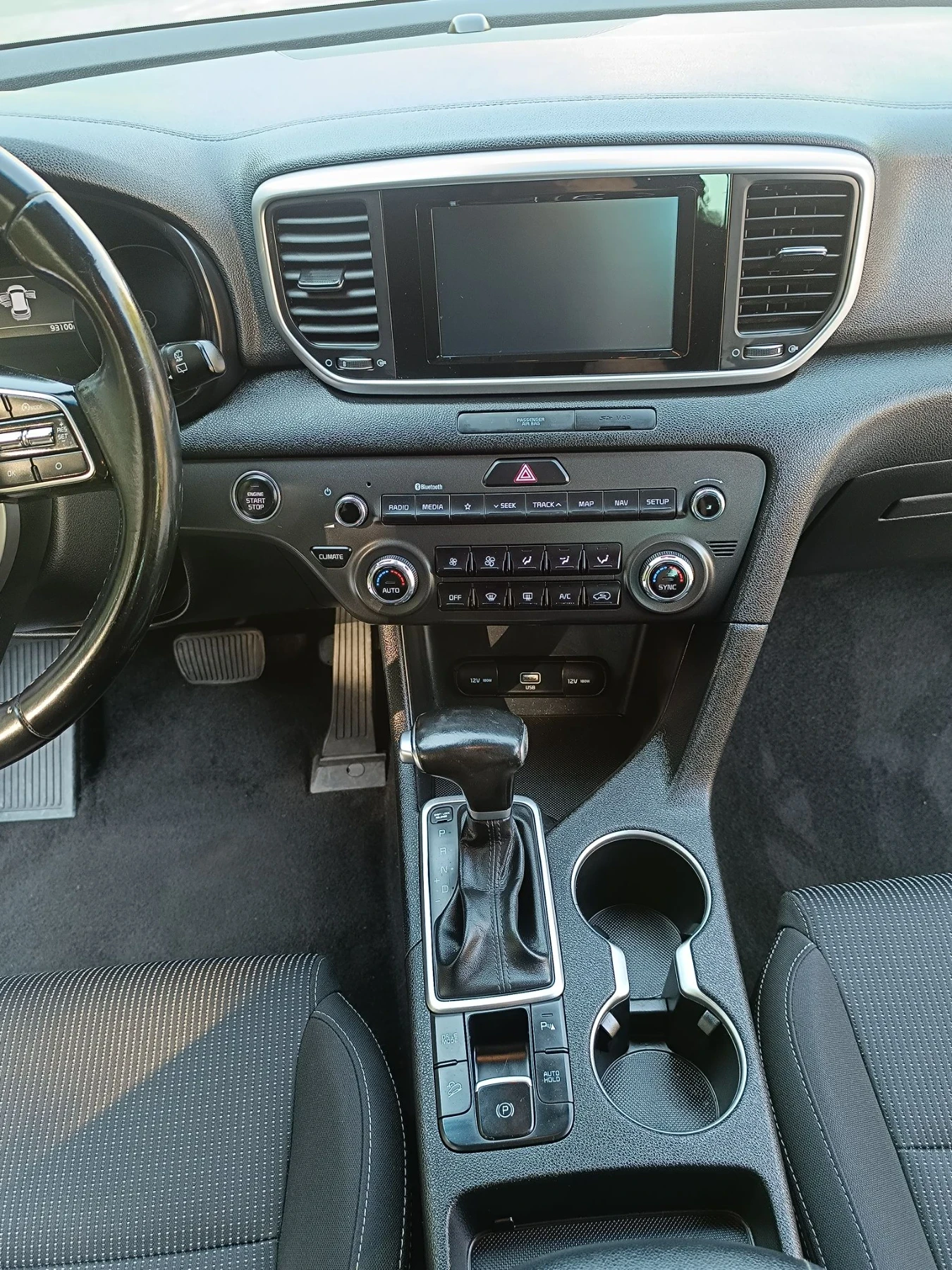 Kia Sportage 1.6 CRDI Automatic Keyless , снимка 14 - Автомобили и джипове - 56020357
