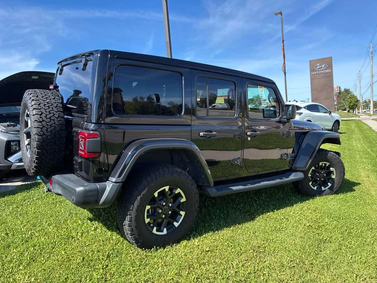 Jeep Wrangler * Rubicon X * CARFAX * БЕЗ ПЪРВОНАЧАЛНА ВНОСКА, снимка 3 - Автомобили и джипове - 56168828