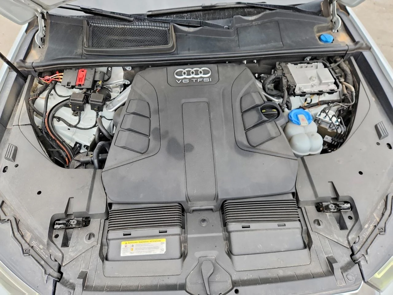 Audi Q7 3.0l Prestige, снимка 12 - Автомобили и джипове - 56350097