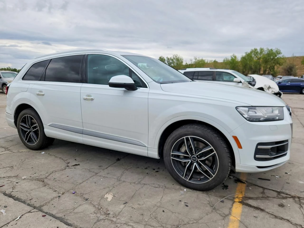 Audi Q7 3.0l Prestige, снимка 4 - Автомобили и джипове - 56350097