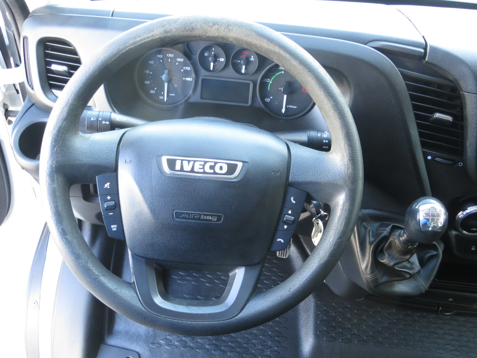 Iveco Daily 35S15V ФУРГОН - изображение 8