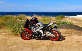 Aprilia Tuono Factory, снимка 6