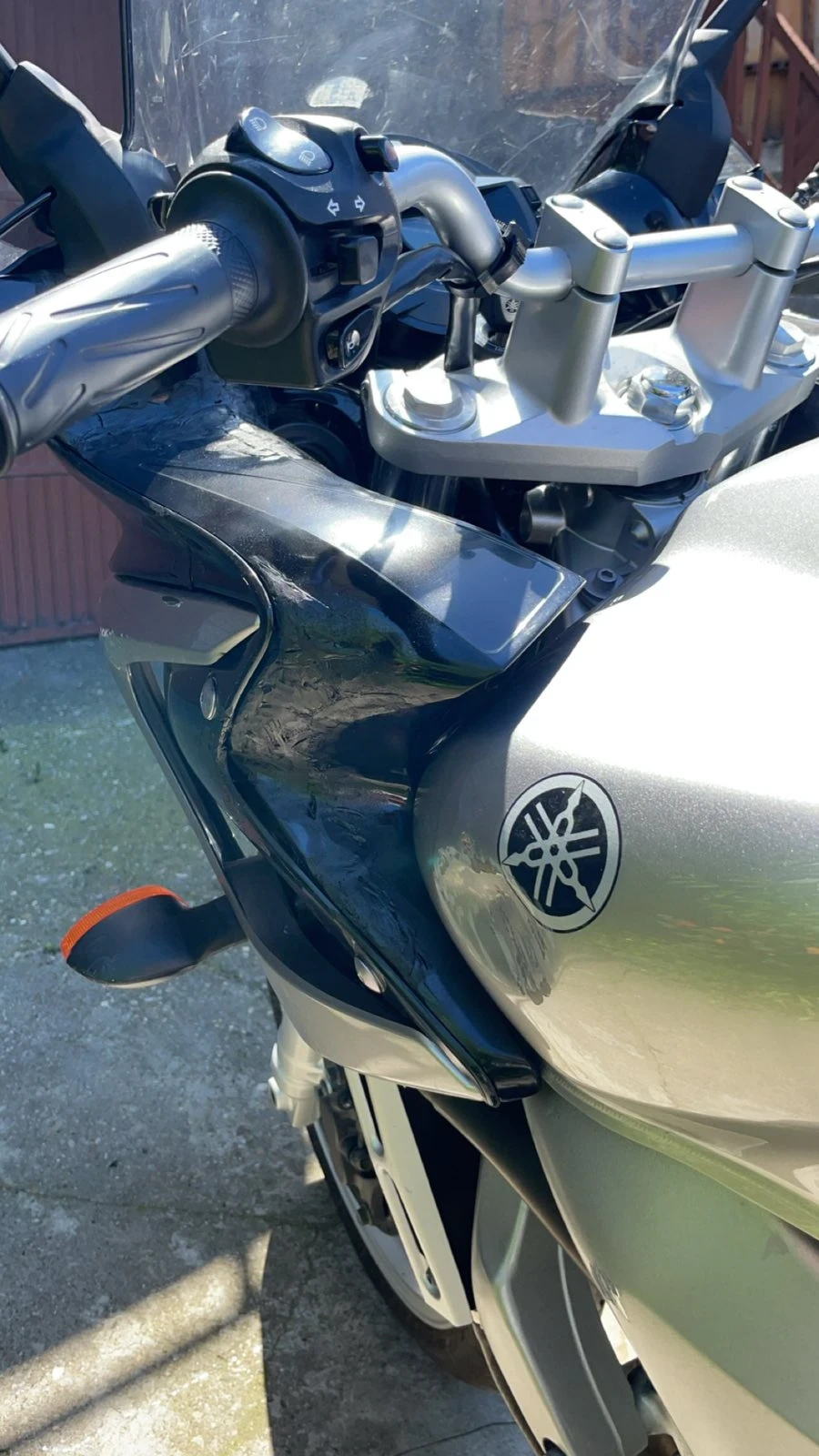 Yamaha Fazer Леки външни забележки който се виждат на снимките. - изображение 5
