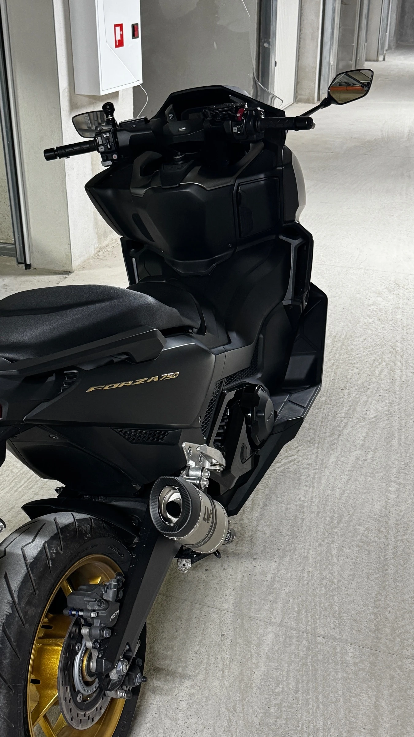 Honda Forza 750 Special Edition  - изображение 5