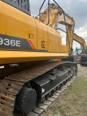 Багер LiuGong 936E, снимка 5