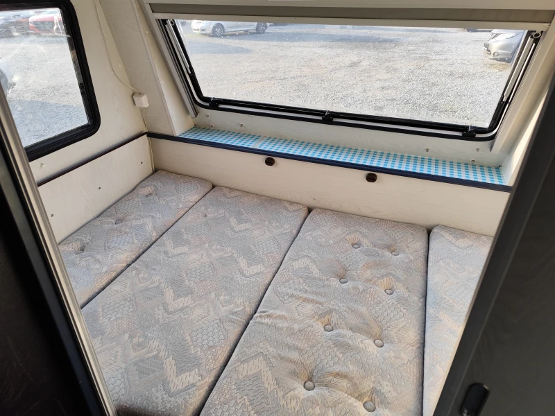 Каравана Hobby 460, снимка 9 - Каравани и кемпери - 52815469