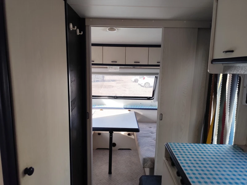 Каравана Hobby 460, снимка 7 - Каравани и кемпери - 52815469