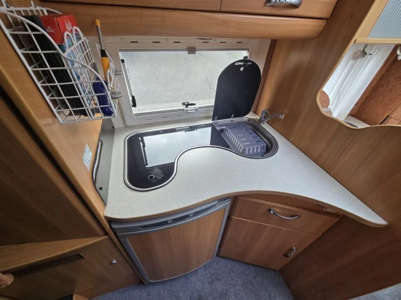 Кемпер Fiat CHAUSSON, снимка 13 - Каравани и кемпери - 52848092