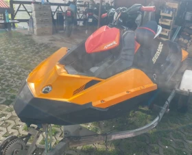 Джет Bombardier Sea Doo Spark Trixx 2up, снимка 2