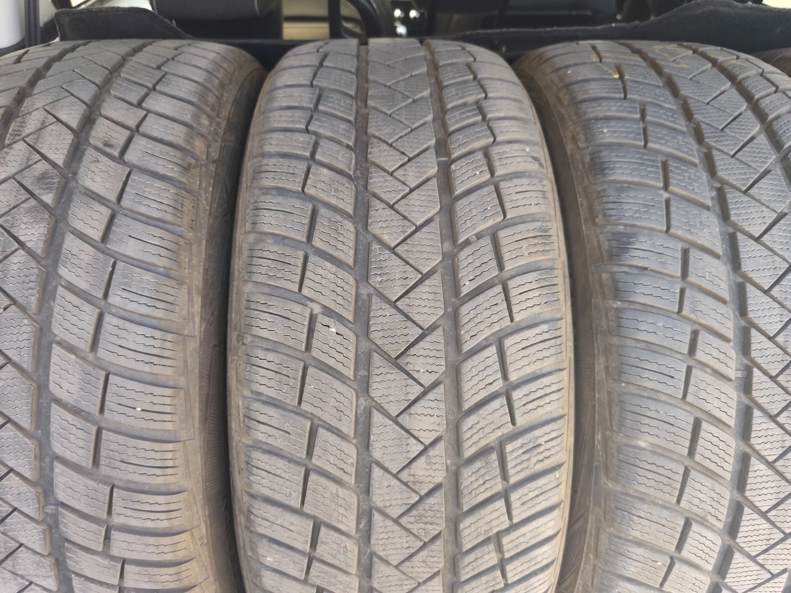 ���� � ������ 265/45R21 �� Infiniti QX30 | Mobile.bg � ����������� 8
