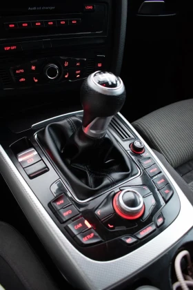 Audi A4 2.0 TDI, снимка 11
