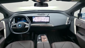 BMW iX 40 xDrive, снимка 11