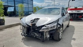 Toyota Corolla 1.6i, снимка 1