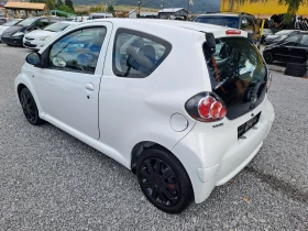     Toyota Aygo 1.0 i Automat