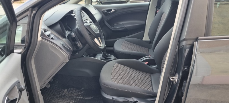 Seat Ibiza 1.2I KLIMA , снимка 9 - Автомобили и джипове - 46389821