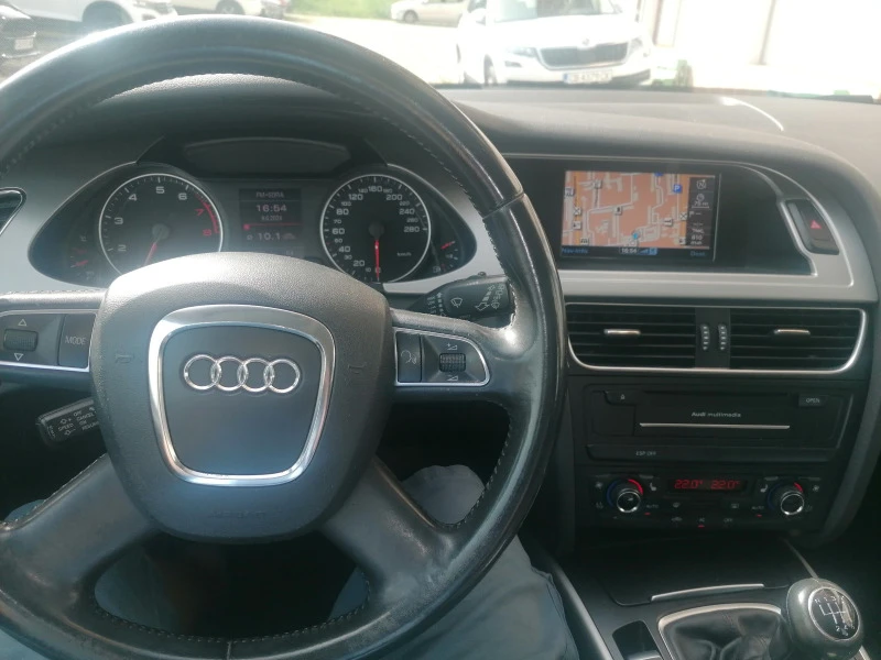 Audi A4, снимка 7 - Автомобили и джипове - 47074395